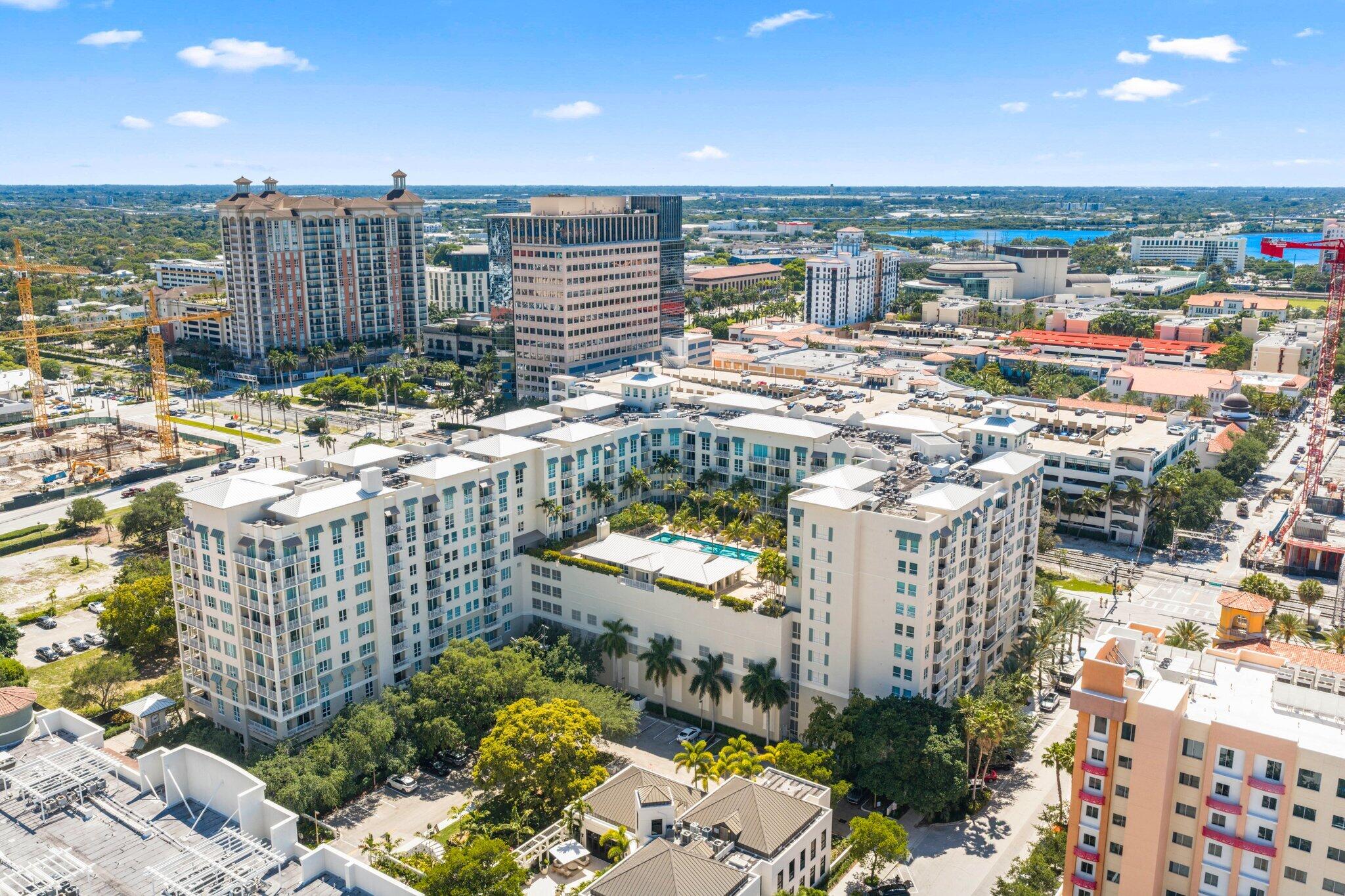 CITY PALMS CONDO - Residential