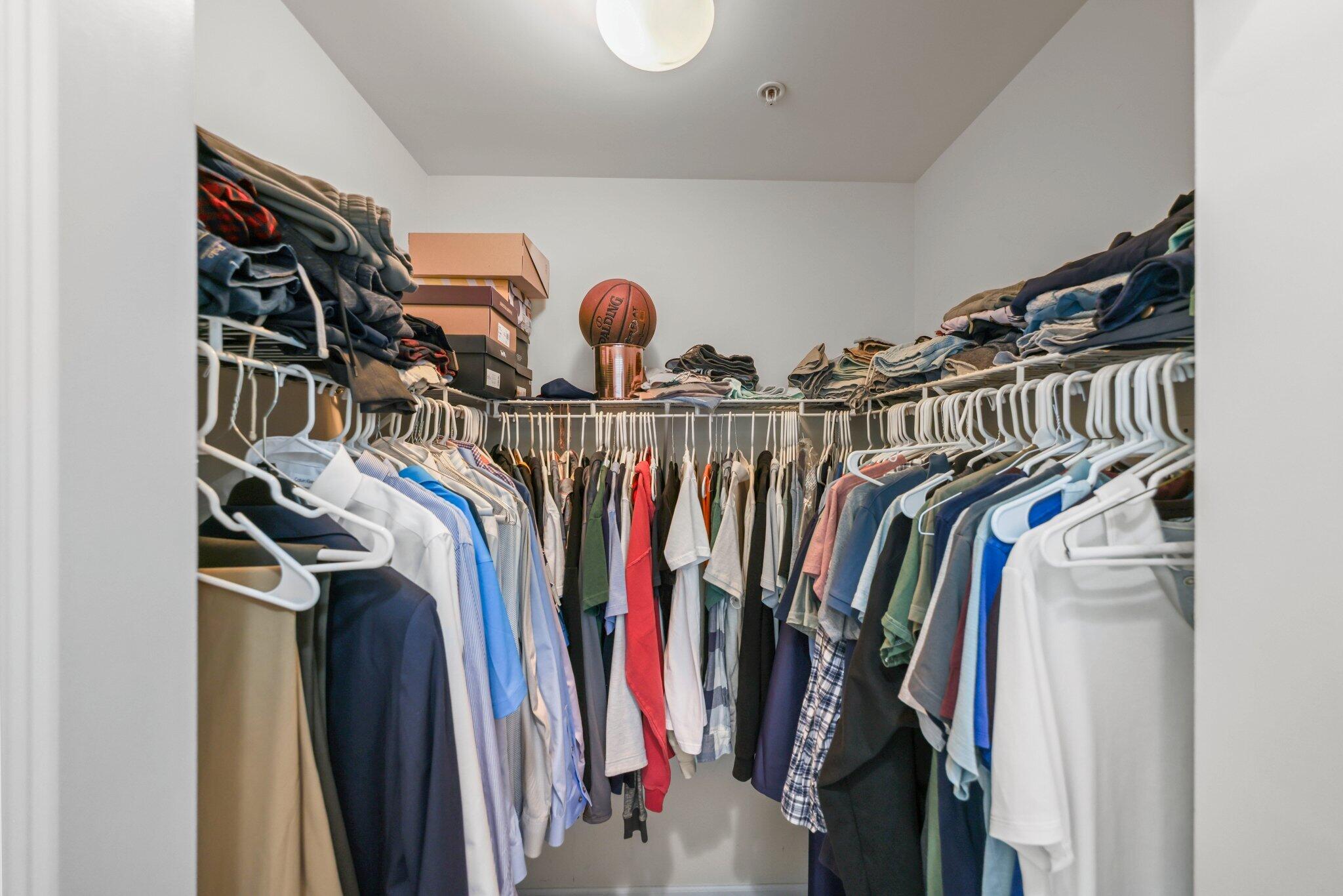 CITY PALMS CONDO - Residential