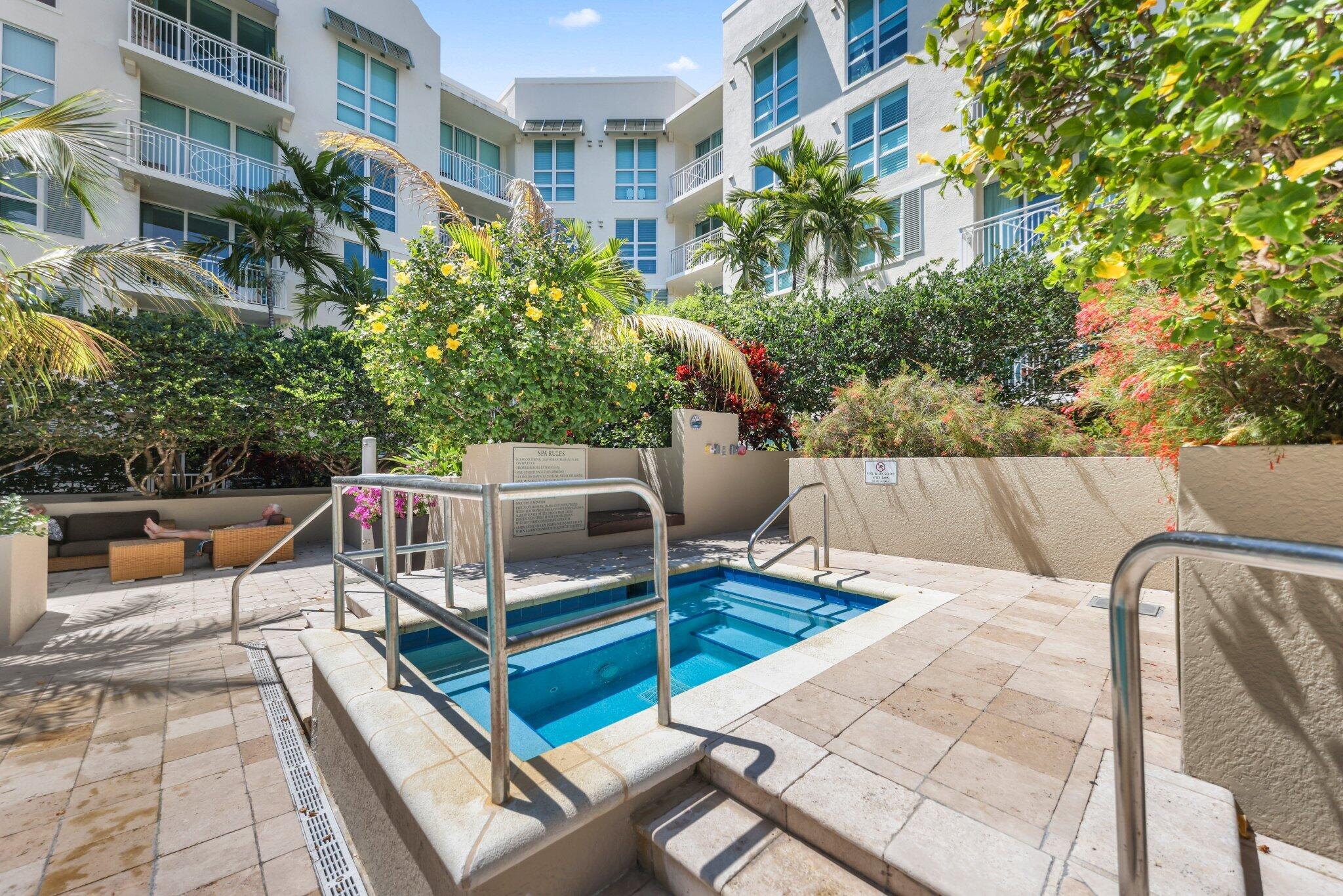 CITY PALMS CONDO - Residential