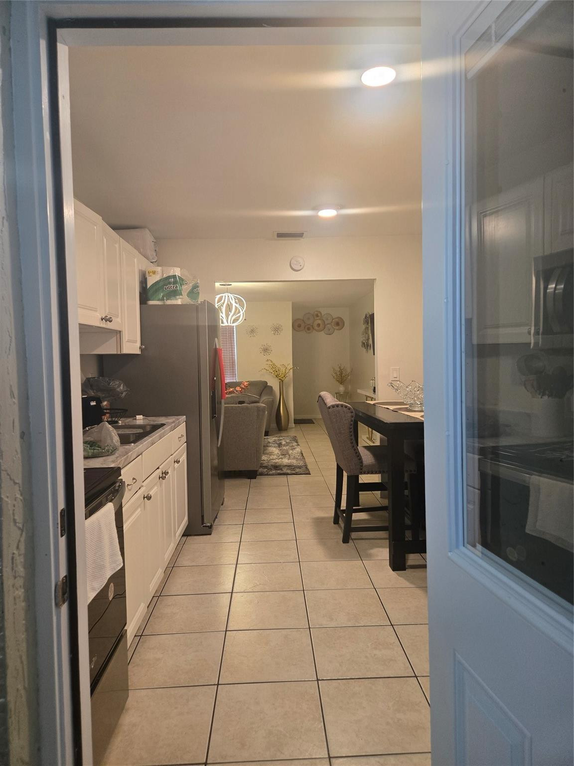 PALM SPRINGS VILLAGE 4 - Residential Income