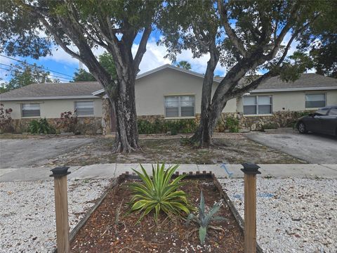 296 Alemeda Drive Palm Springs FL 33461