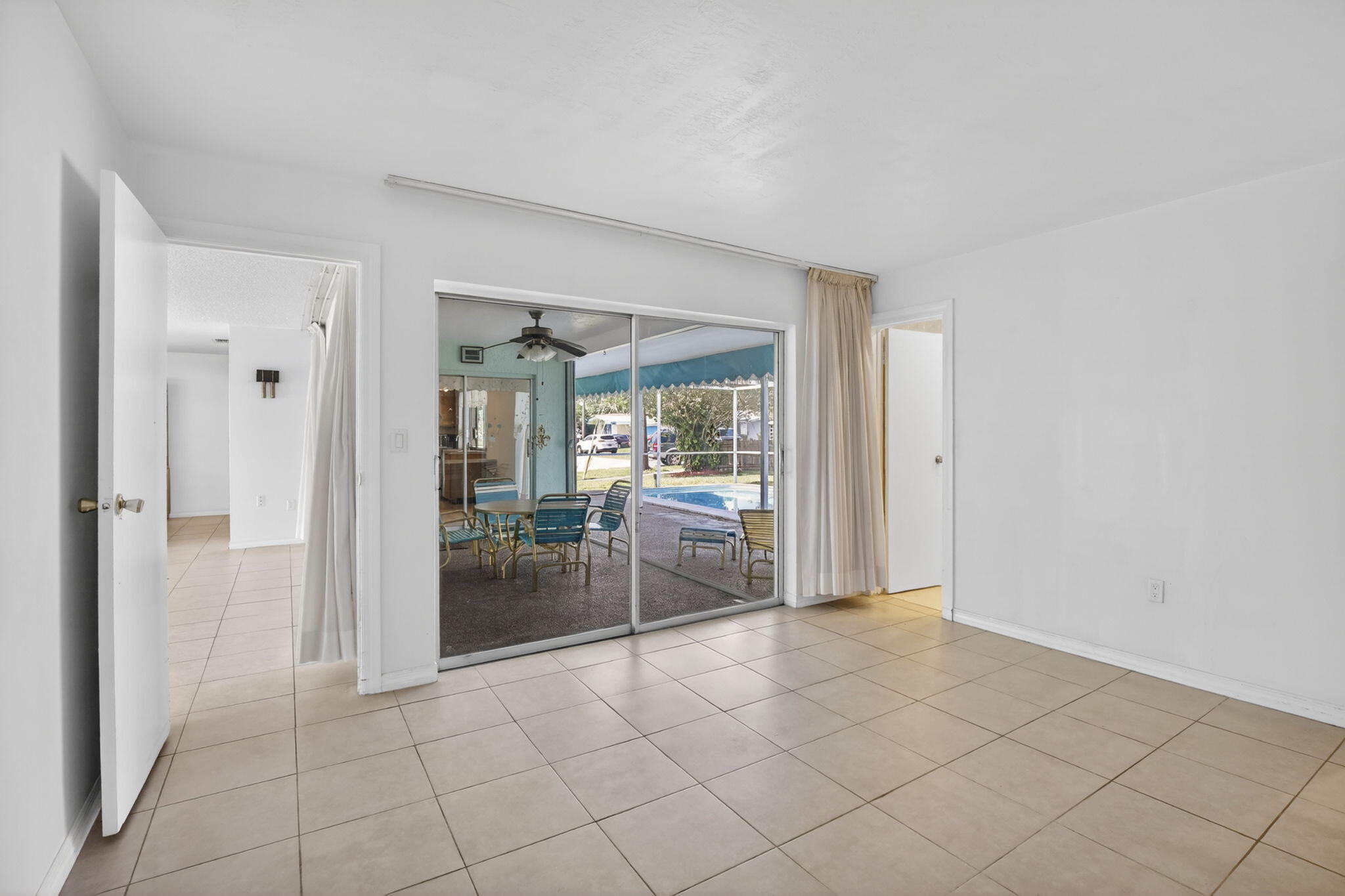 SUNRISE GOLF VILLAGE FIRST ADD - Residential