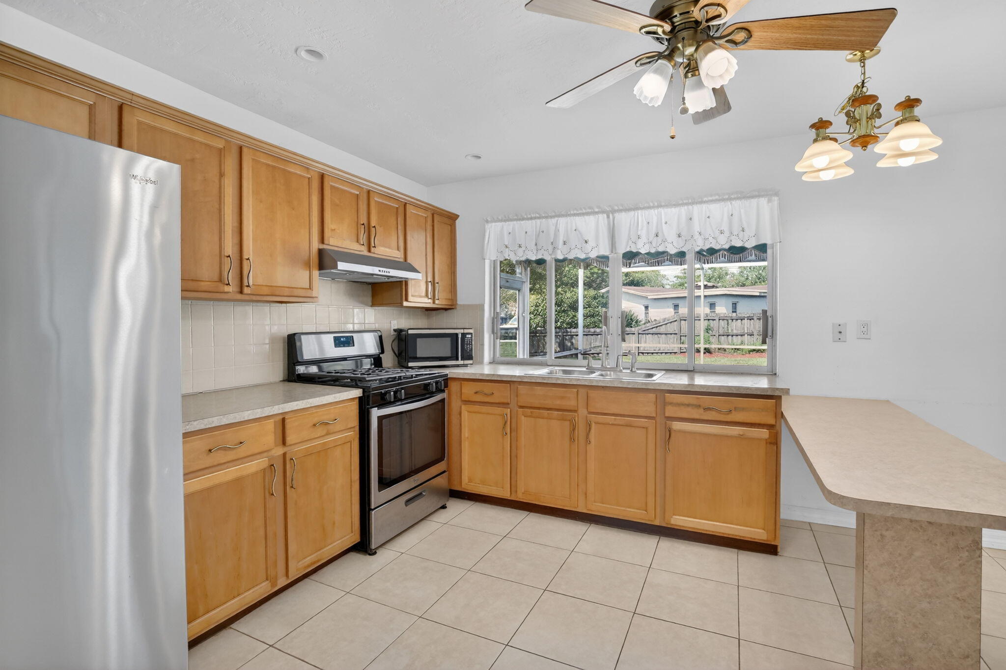 SUNRISE GOLF VILLAGE FIRST ADD - Residential