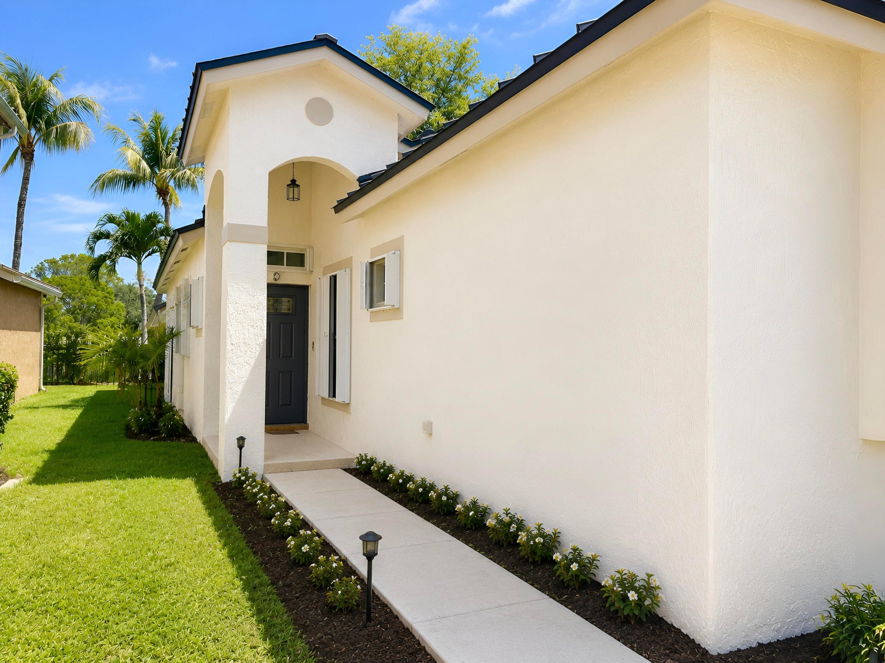 REGENCY LAKES AT COCONUT CREEK - Residential