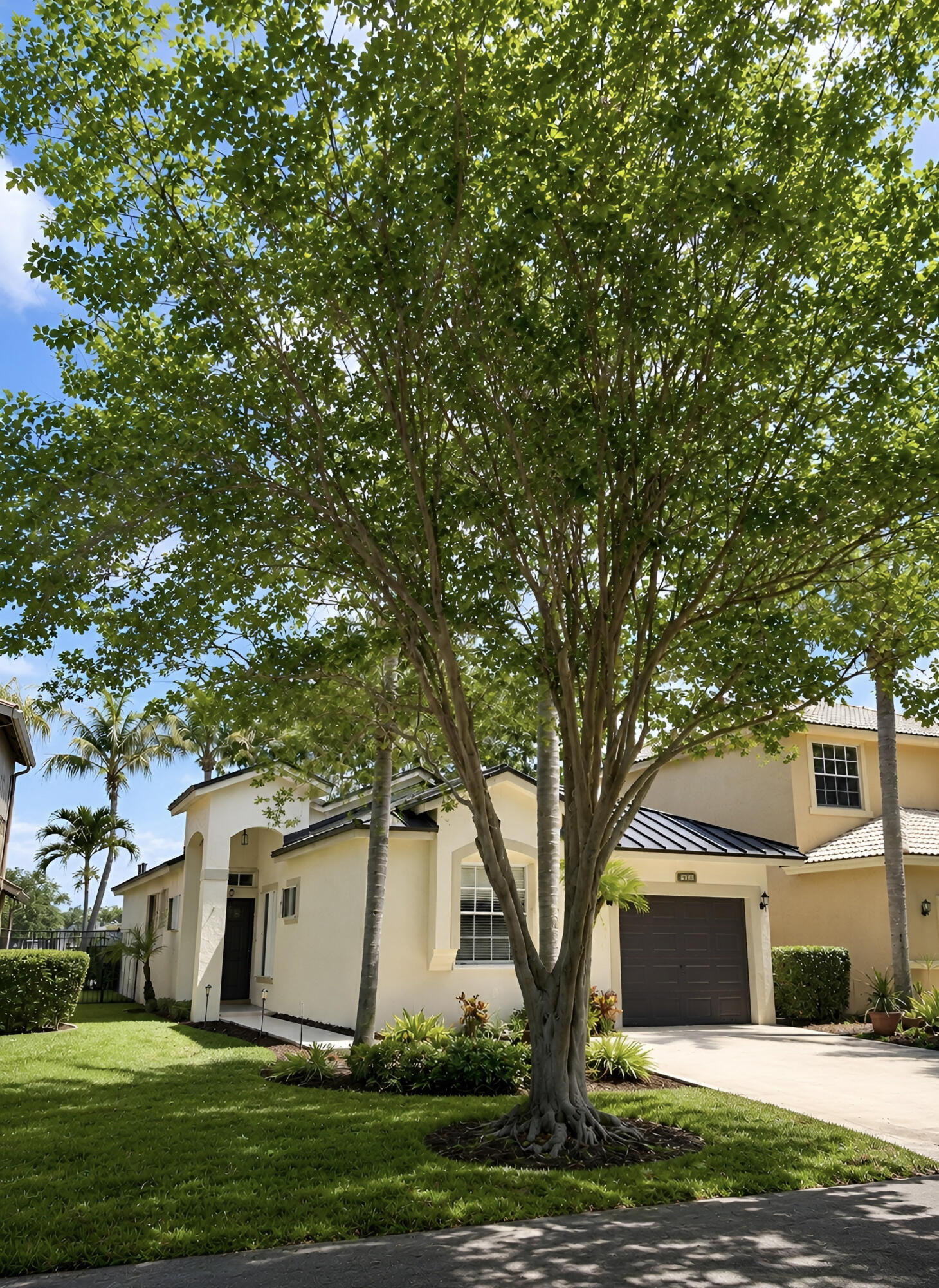 REGENCY LAKES AT COCONUT CREEK - Residential