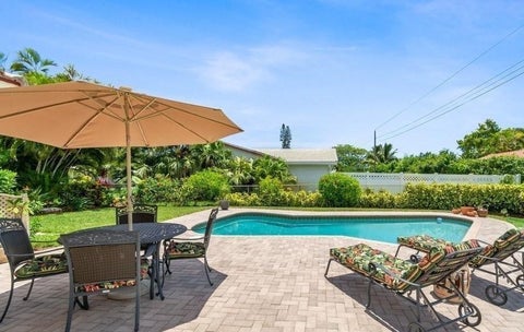 Tiny photo for 8306 NW 36th Street, Coral Springs, FL 33065 (MLS # F10545290)