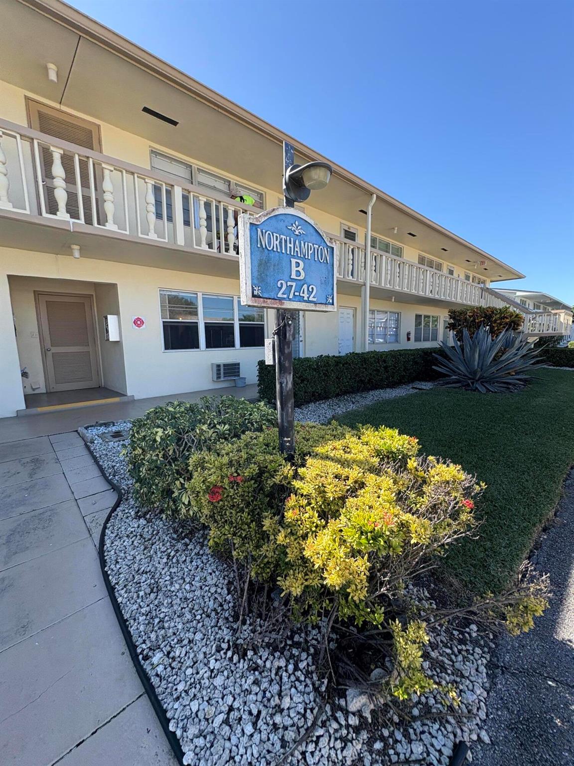 CENTURY VILLAGE / NORTHAM - Residential Lease