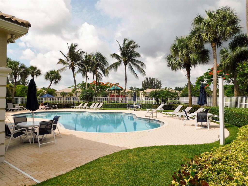 PALMBROOKE TOWNHOMES - Residential