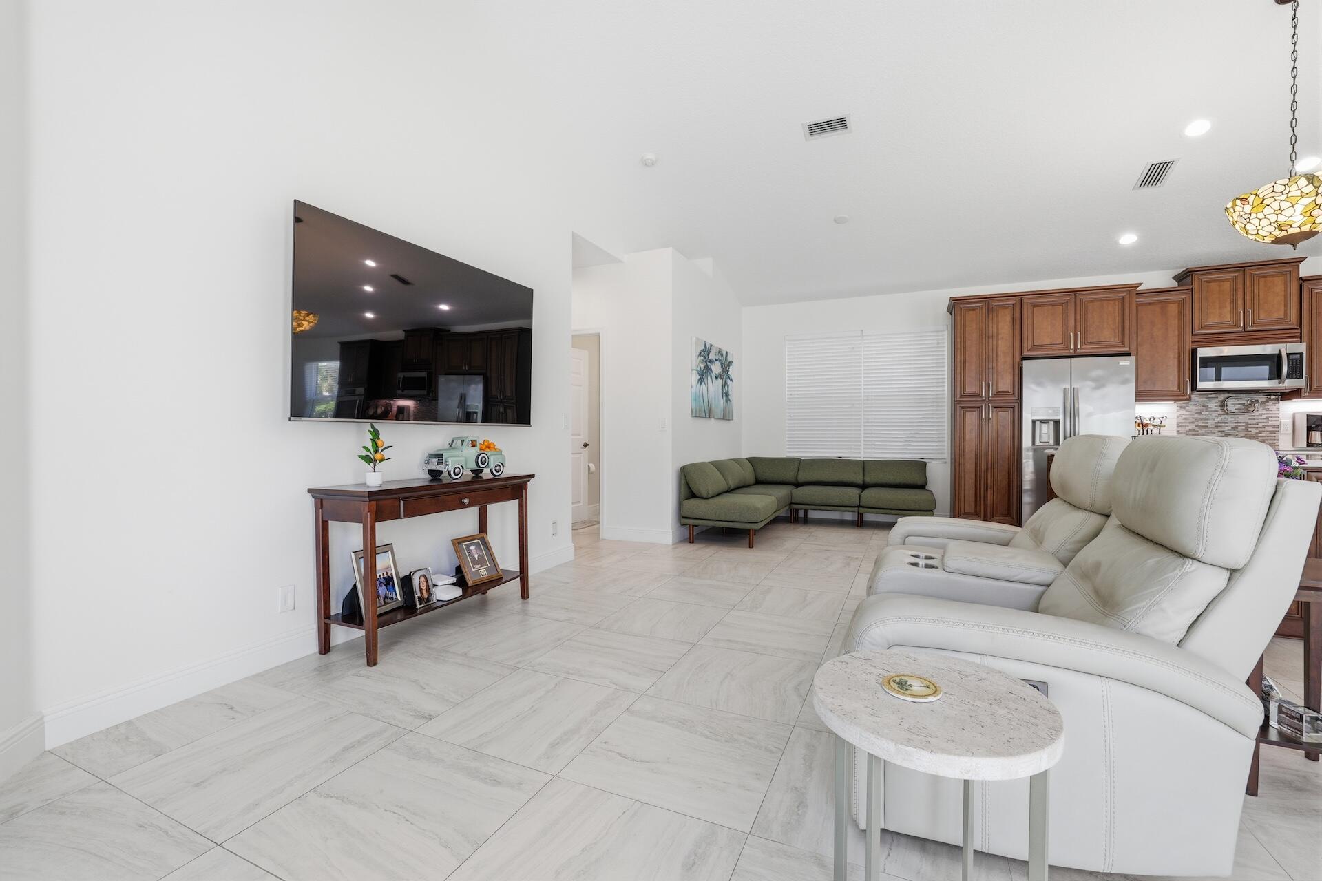 VENTURA - Residential