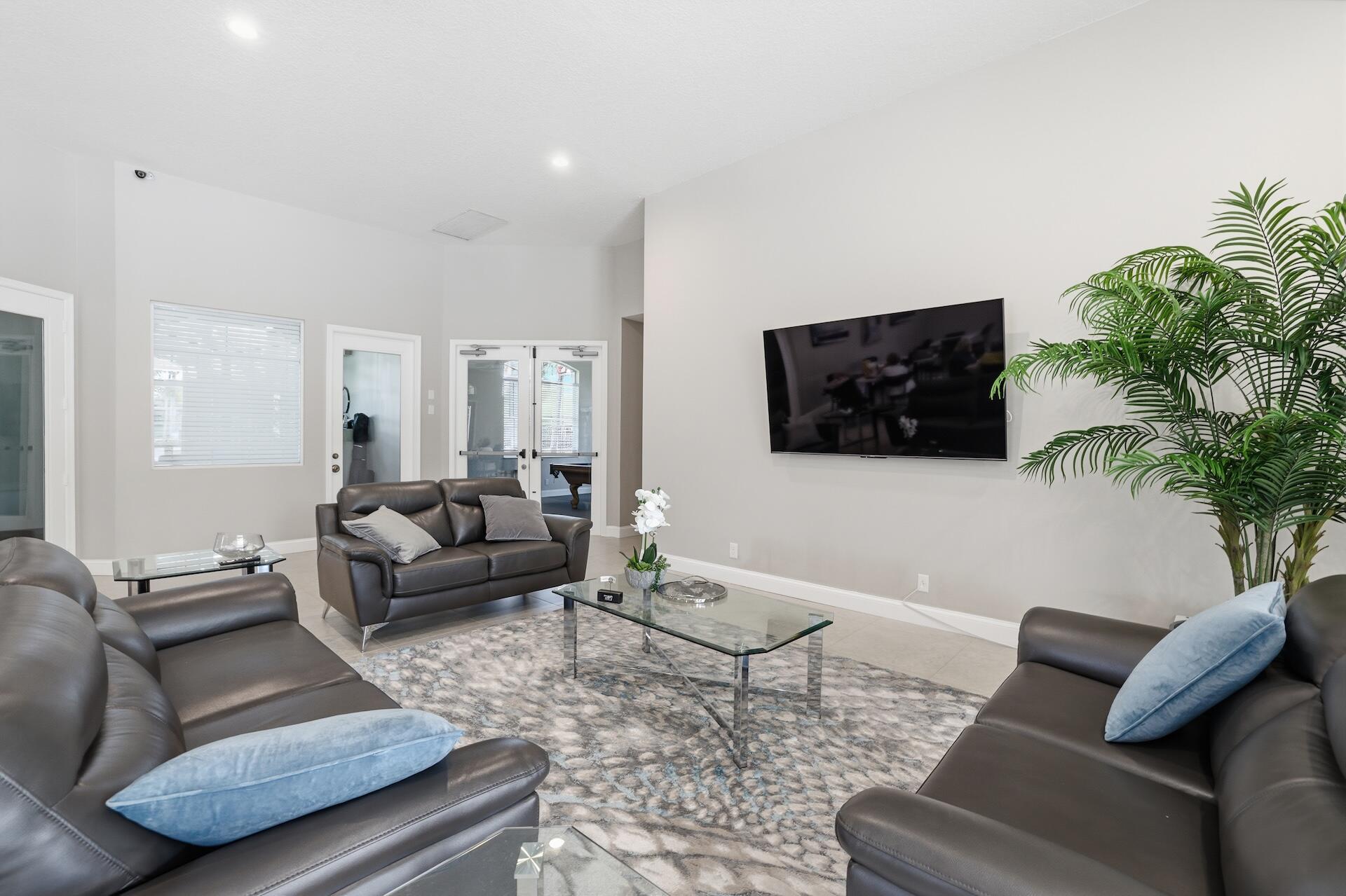 VENTURA - Residential