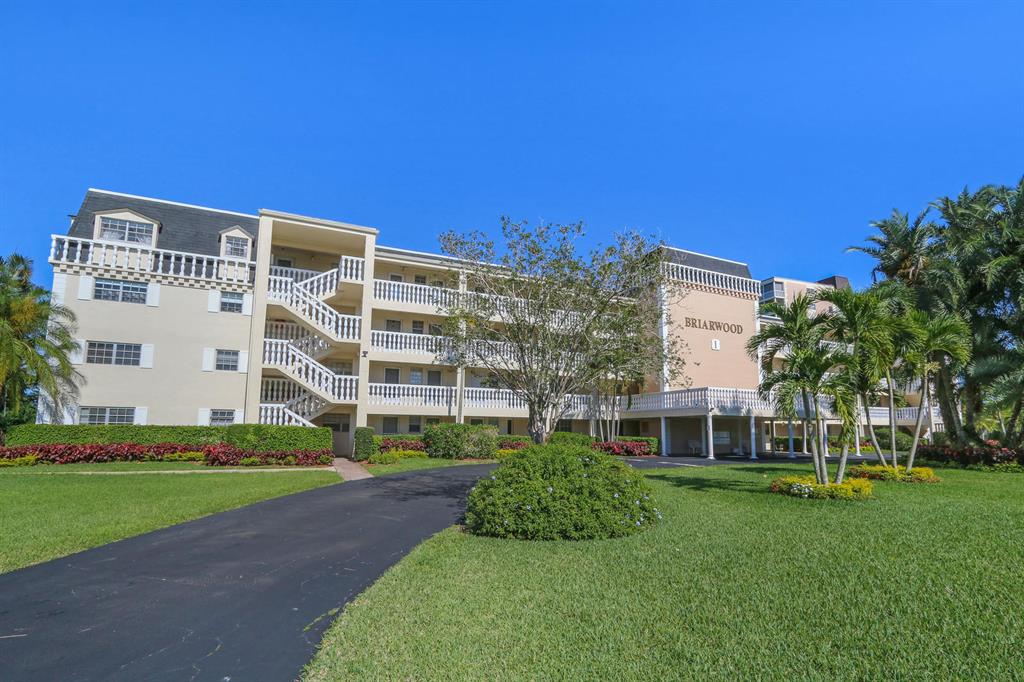 BRIARWOOD CLUB CONDO 1 - Residential