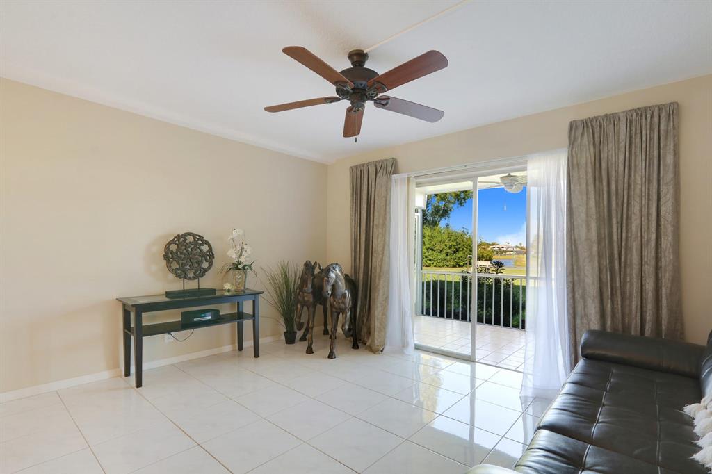 BRIARWOOD CLUB CONDO 1 - Residential