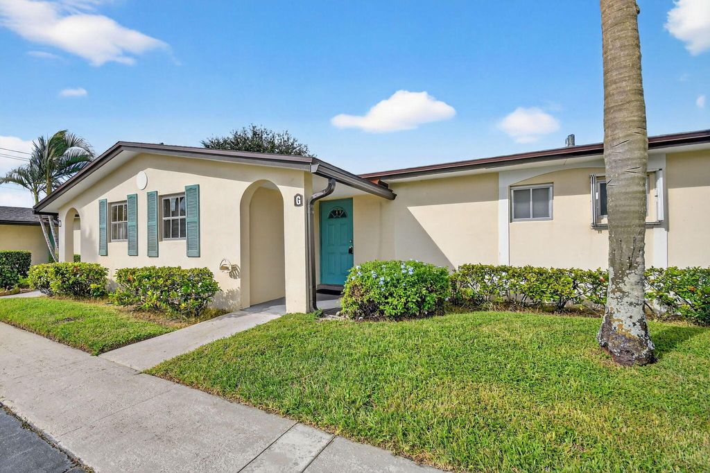 Photo of 2965 Ashley Drive W #G, West Palm Beach, FL 33415 (MLS # R11133901)