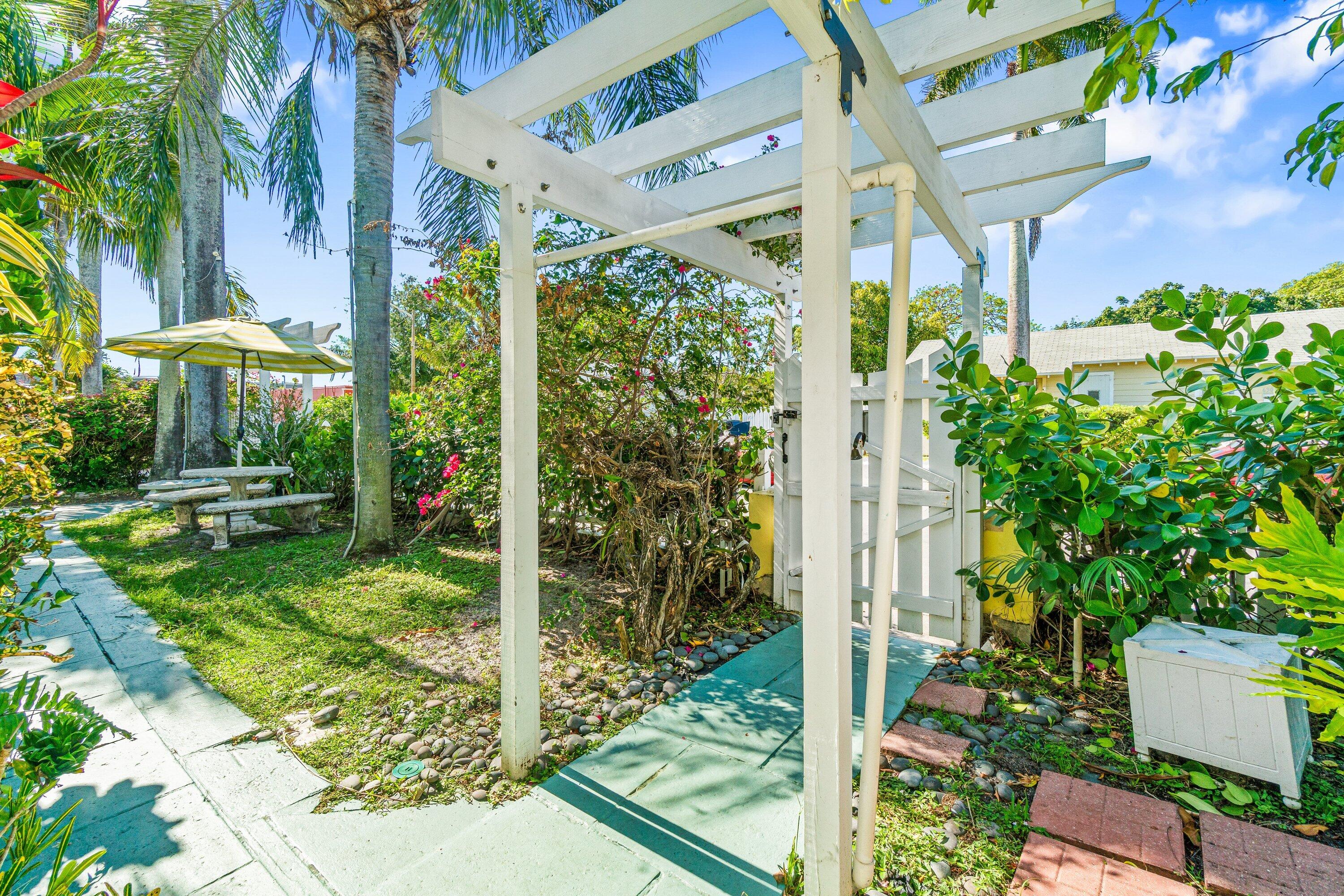 GARDENS THE - Residential
