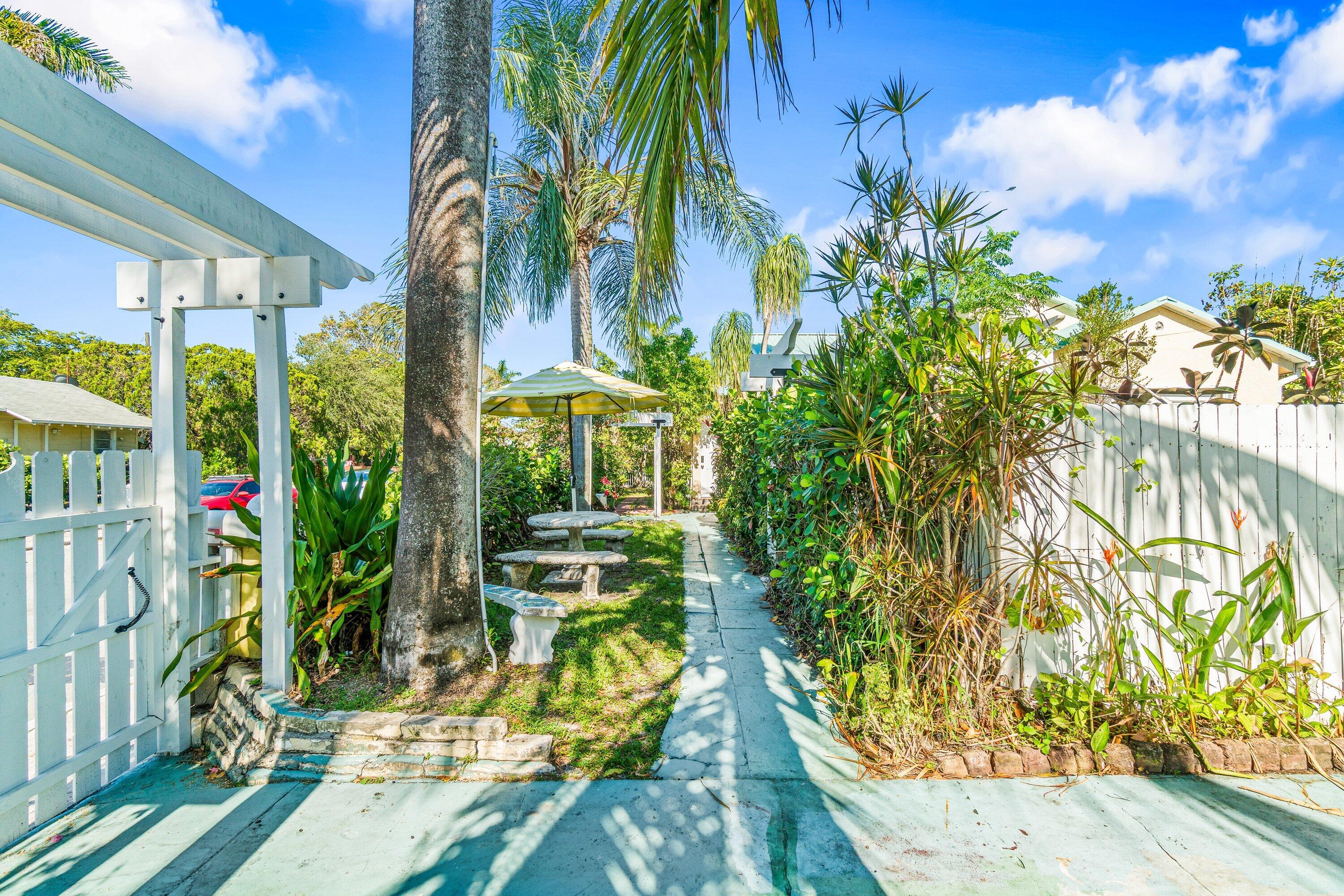 GARDENS THE - Residential