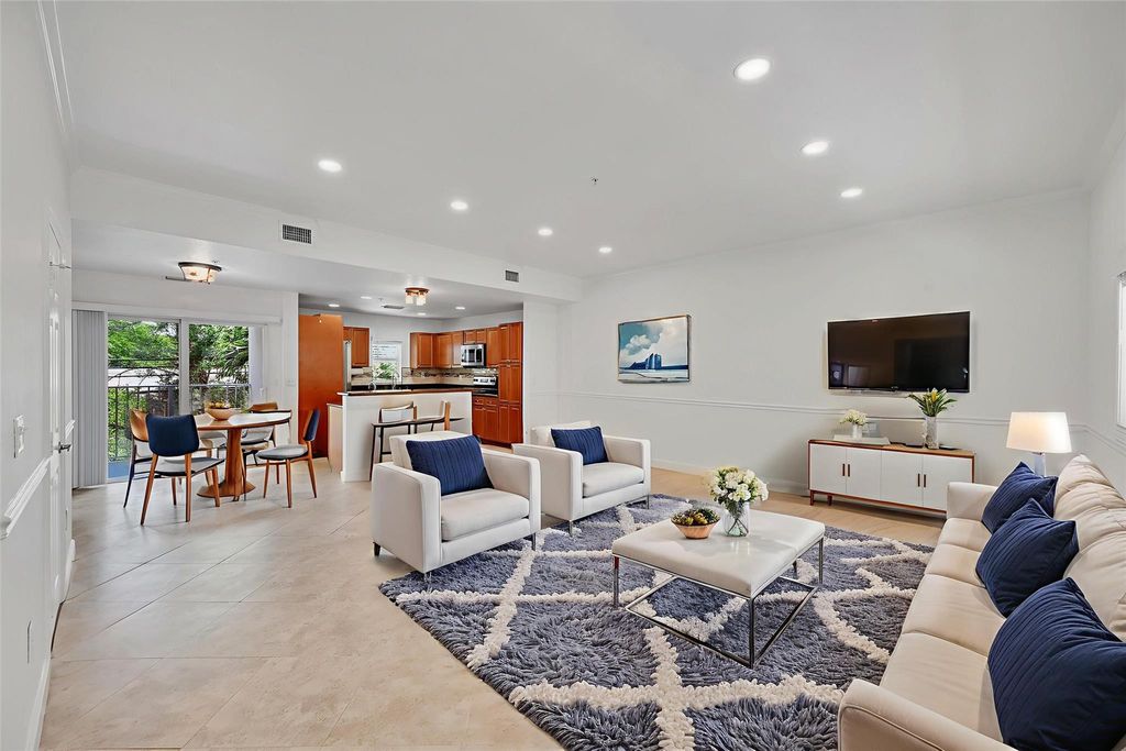 Photo of 453 NE 1st Street, Pompano Beach, FL 33060 (MLS # F10555545)