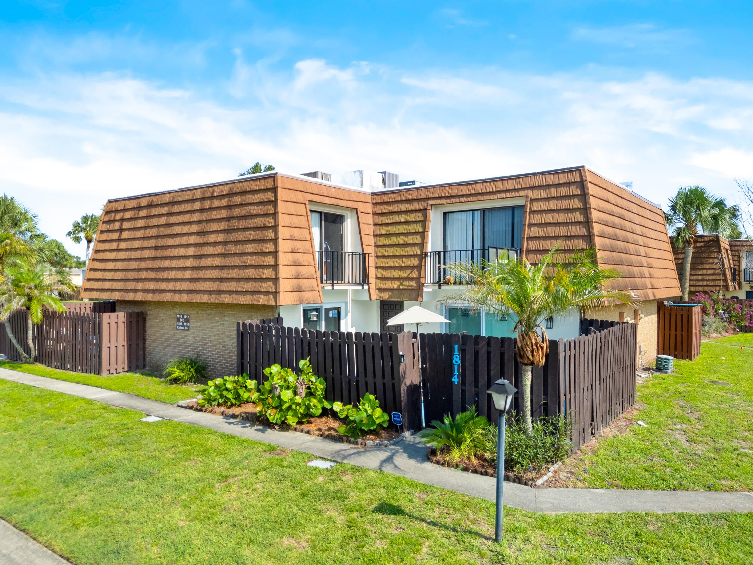 View photos, virtual tours, details... 1814 Kaileen Circle NE