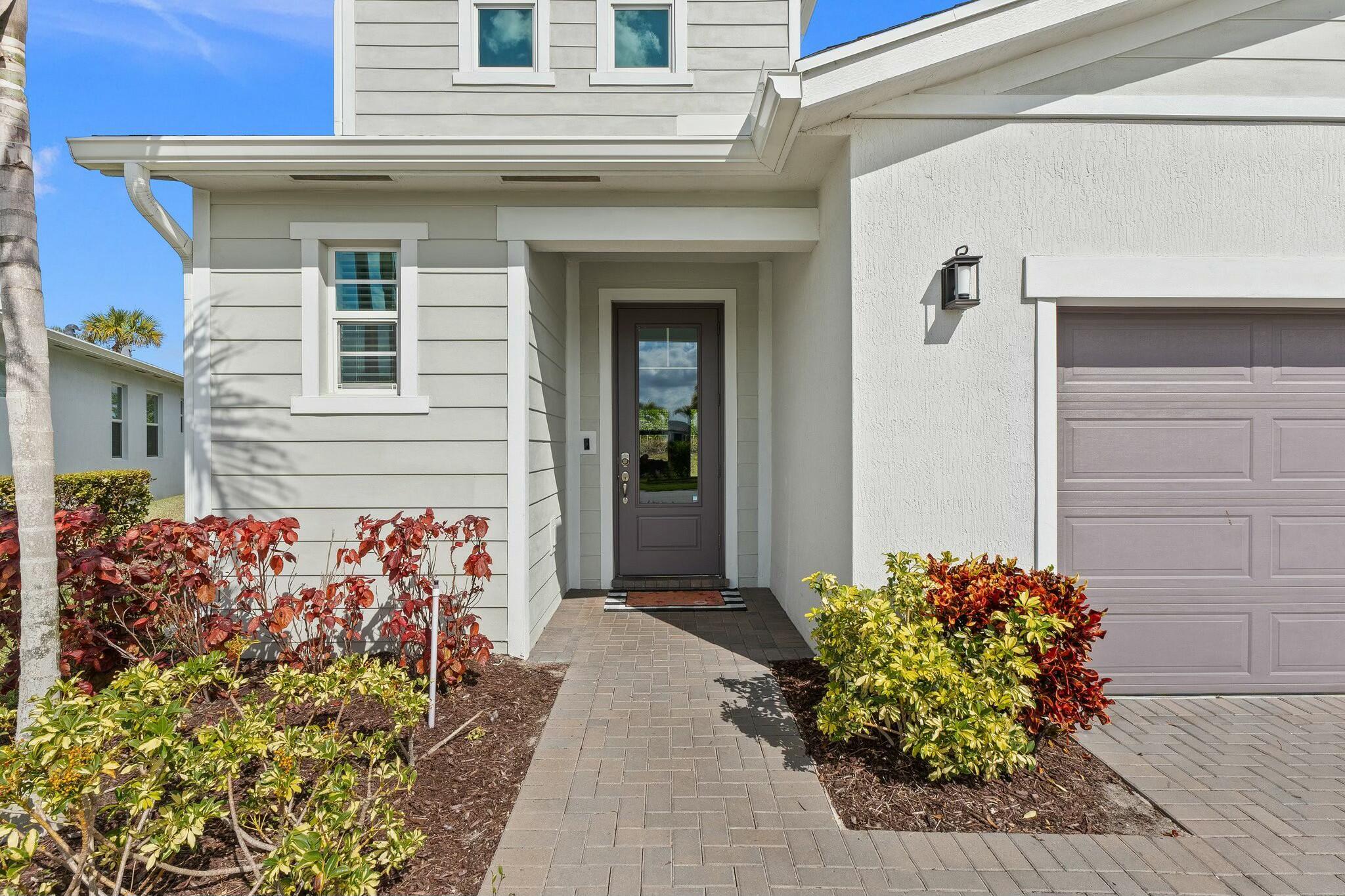 11277 SW Lyra Drive