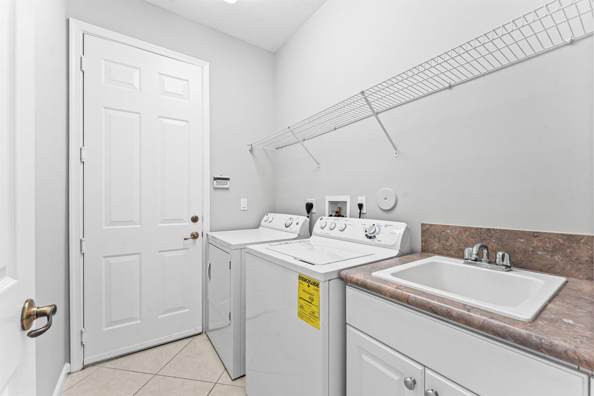 PALM BEACH PLANTATION - Residential