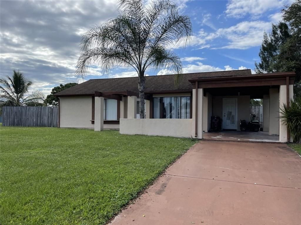 Photo of 2188 SE Shelter Drive, Port Saint Lucie, FL 34952 (MLS # F10304809)