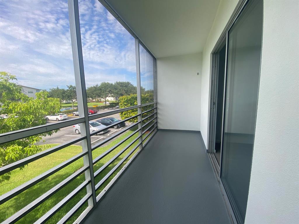 MANSFIELD AT CENTURY VILLAGE CONDO - Residential Lease