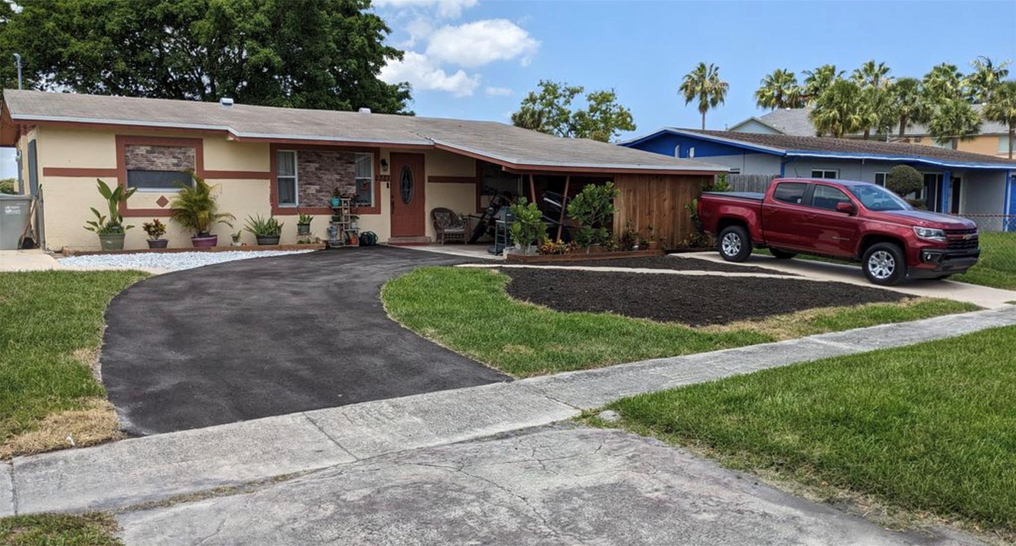 Esquire Lake Estates Sec - Residential Lease