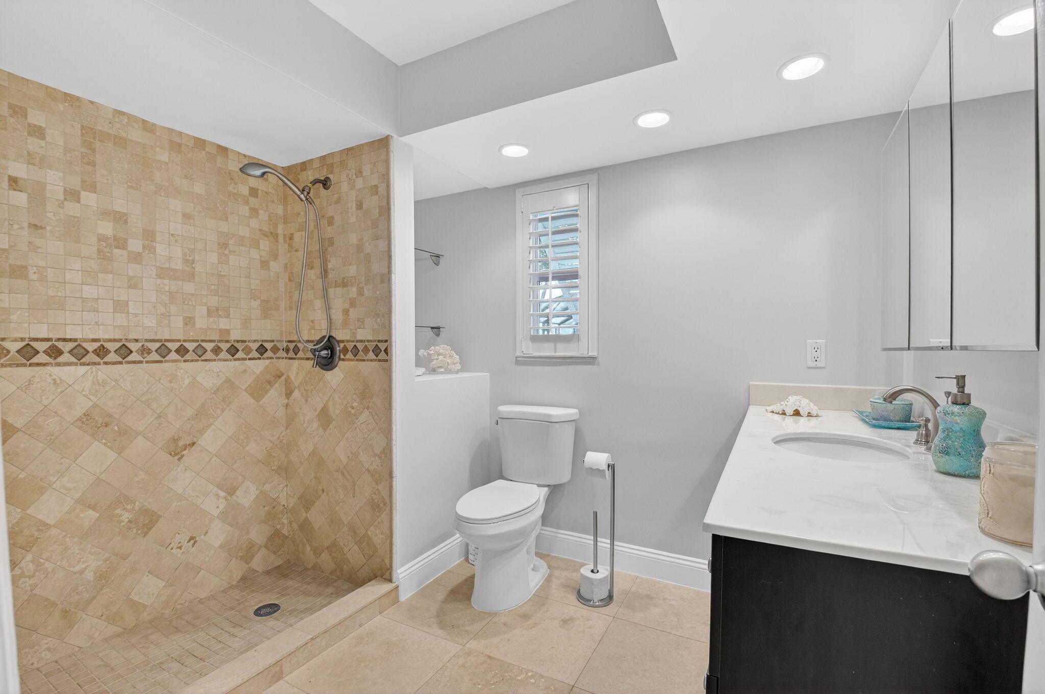 CYPRESS CREEK DEV ON AM-8 - Residential Lease