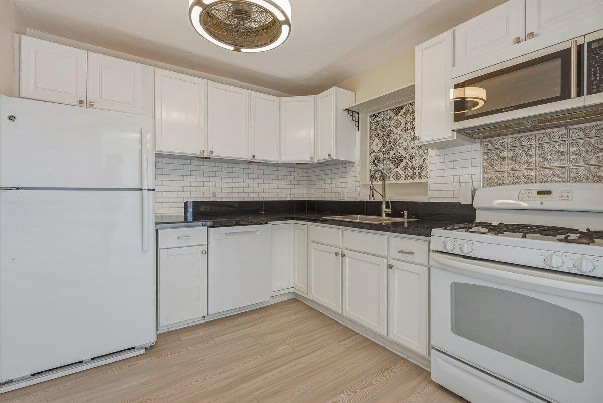 254 SW 6th Street