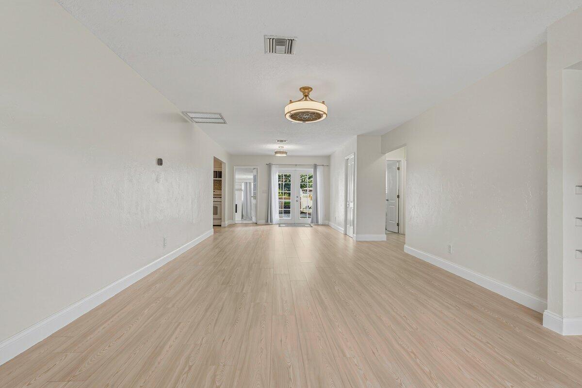254 SW 6th Street