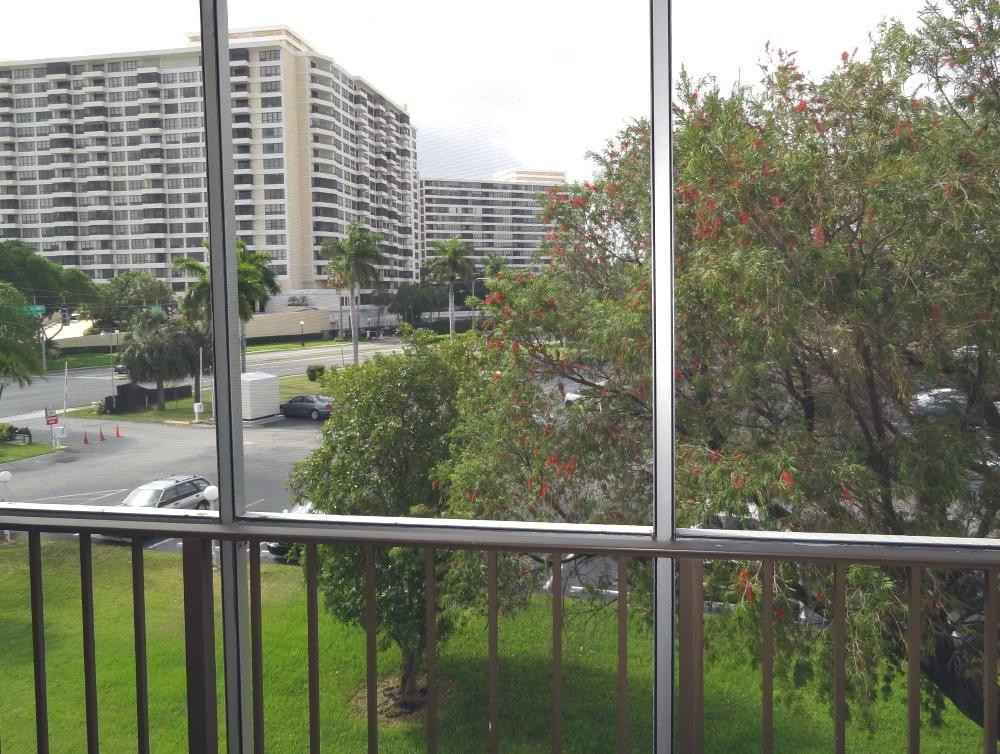 De Soto Park Condo - Residential Lease