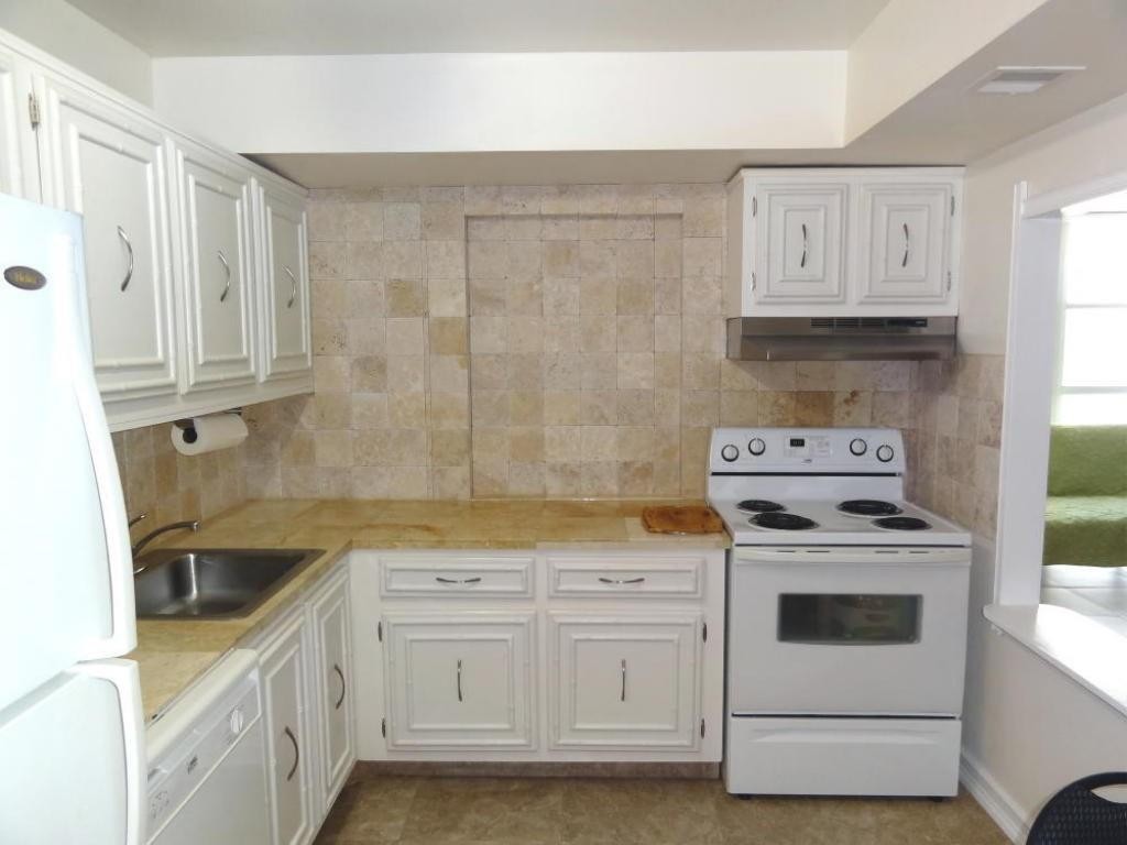 De Soto Park Condo - Residential Lease