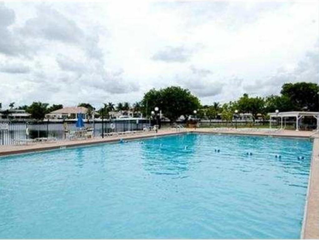 De Soto Park Condo - Residential Lease