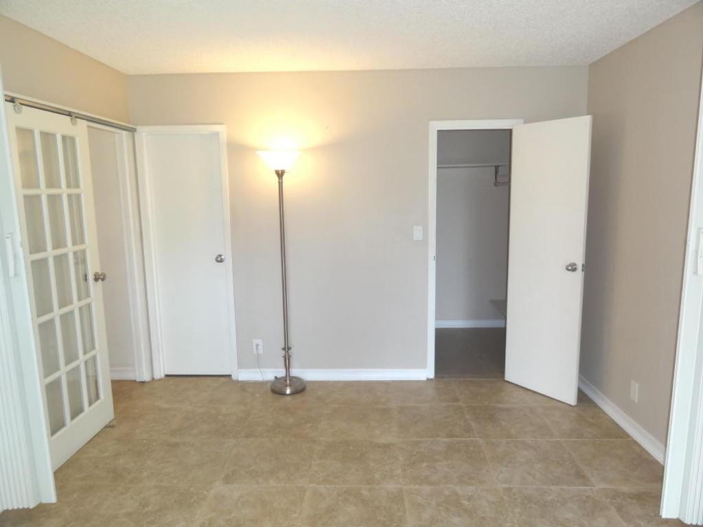 De Soto Park Condo - Residential Lease
