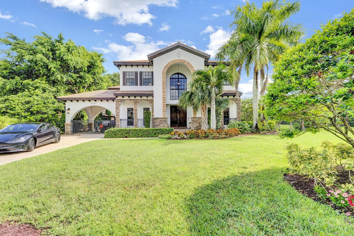 10241 Majestic Trail