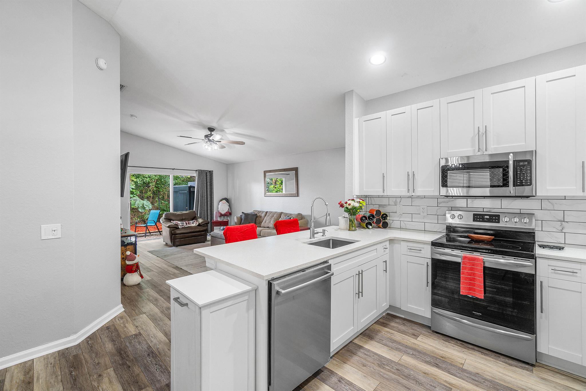 NAUTICA ISLES 4 - Residential