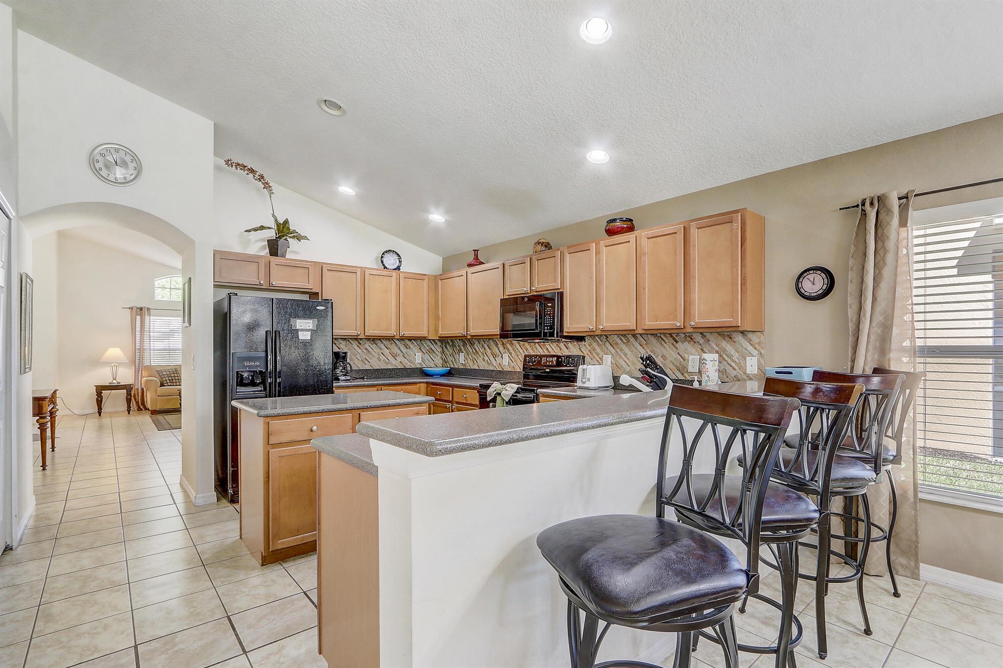 WATERSONG PH 01 - Residential