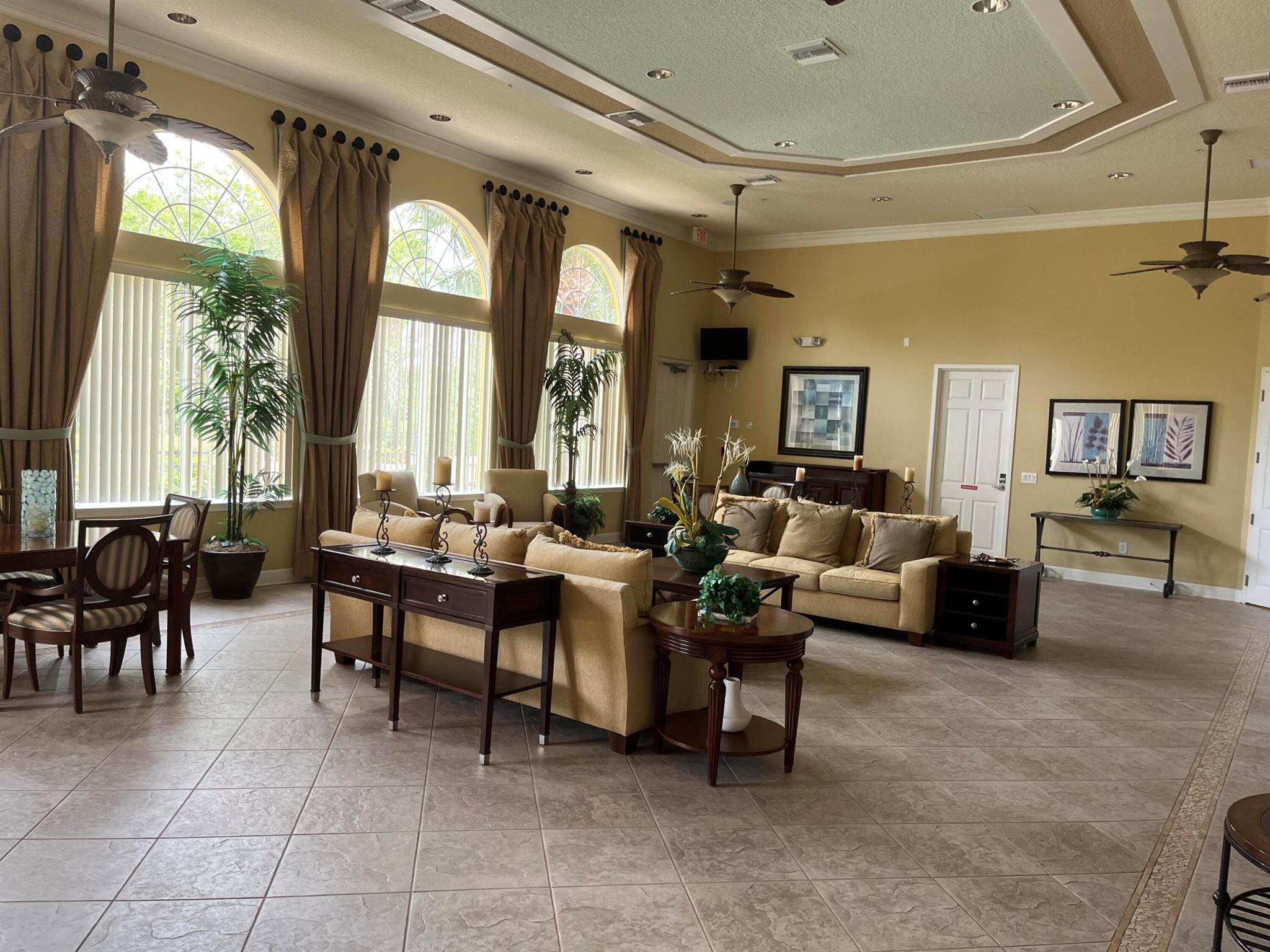 WATERSONG PH 01 - Residential