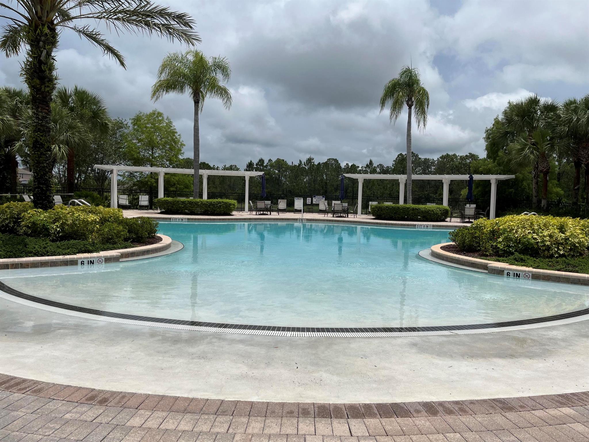 WATERSONG PH 01 - Residential