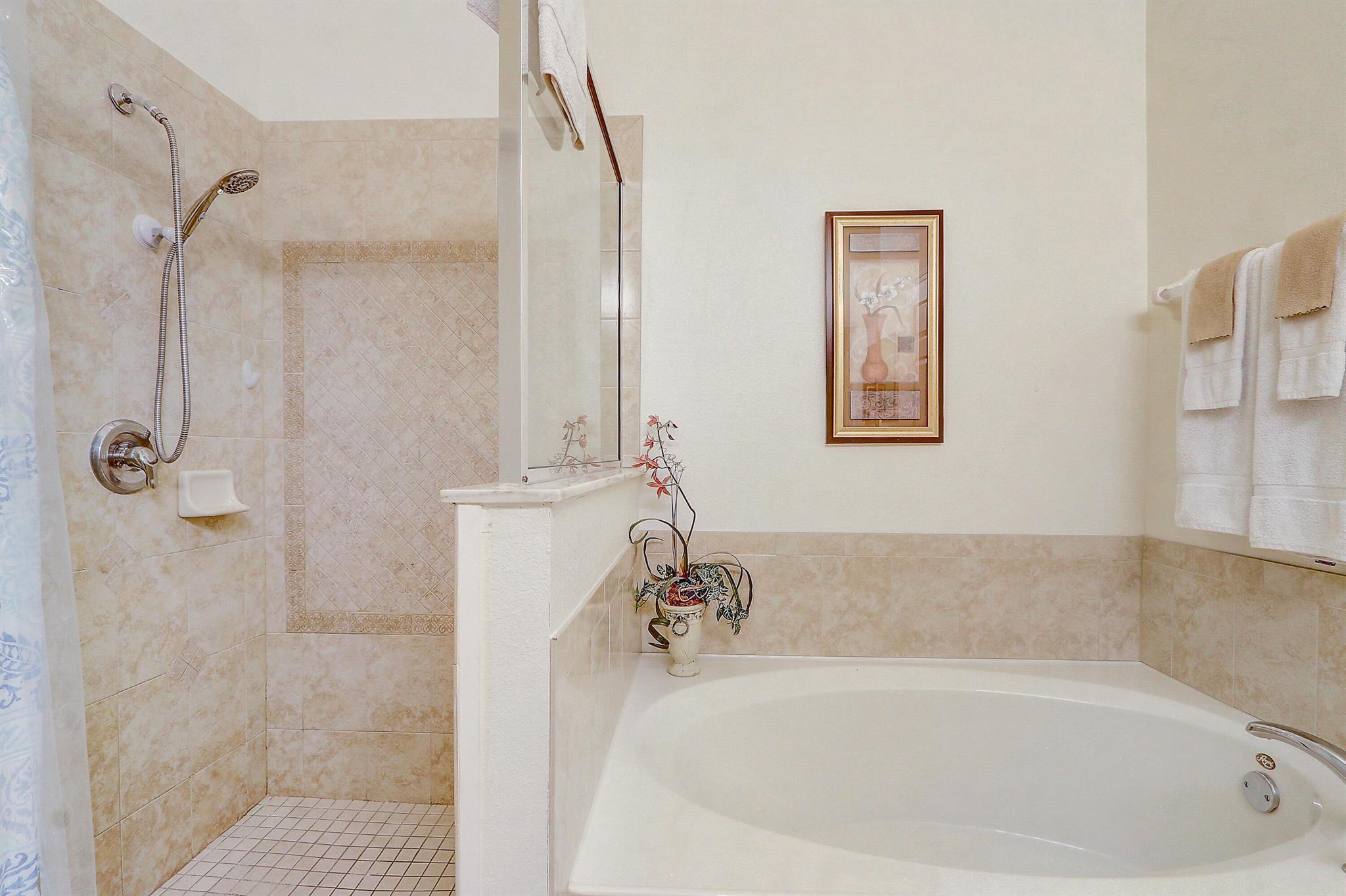 WATERSONG PH 01 - Residential