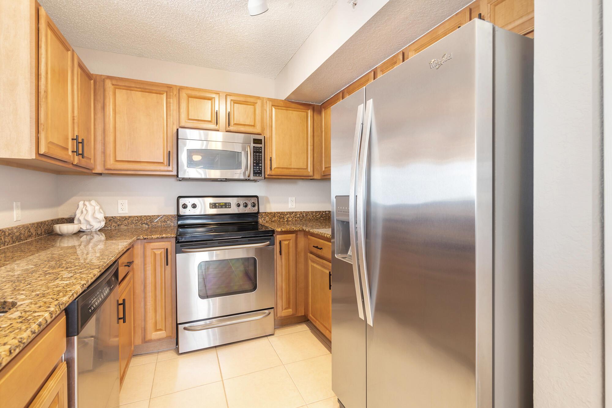 FLAGLER POINTE CONDO - Residential Lease