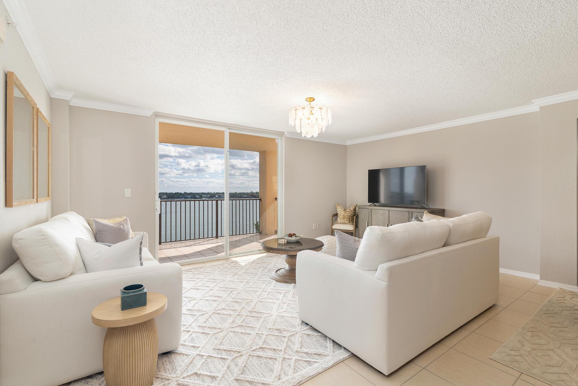 FLAGLER POINTE CONDO - Residential Lease