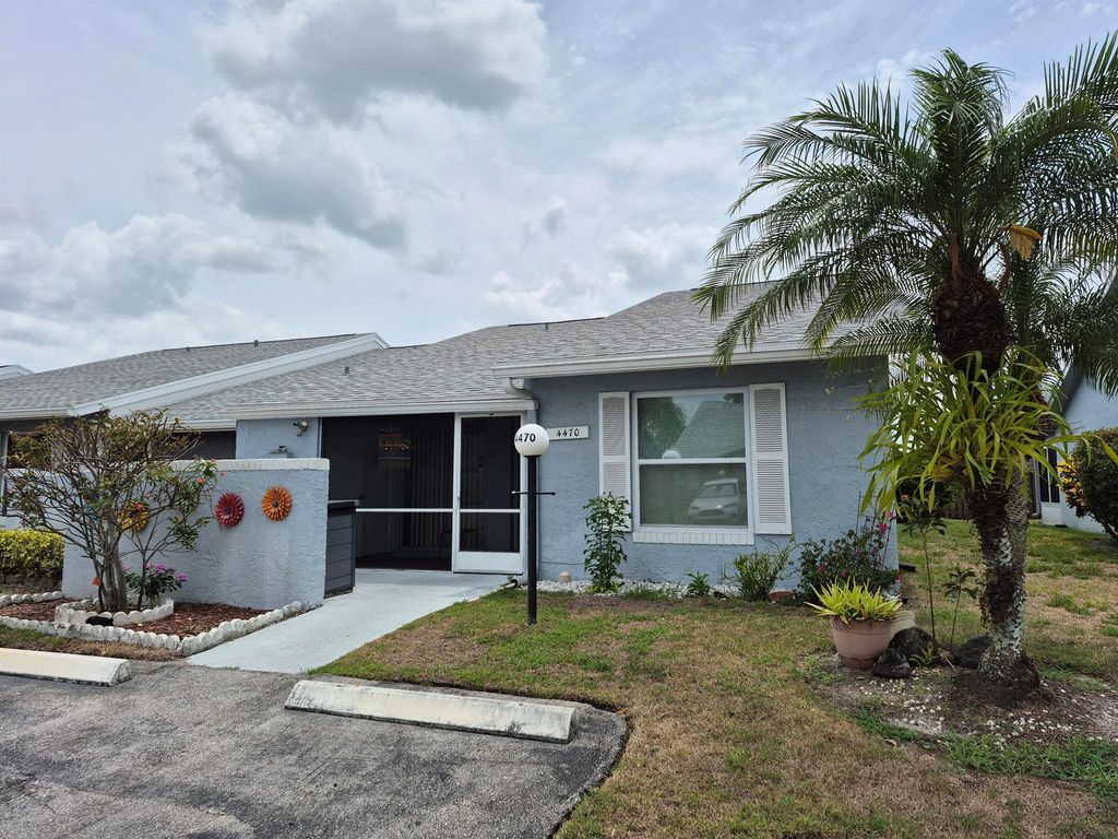 Photo of 4470 Lucerne Villas Lane, Lake Worth, FL 33467 (MLS # R11097272)