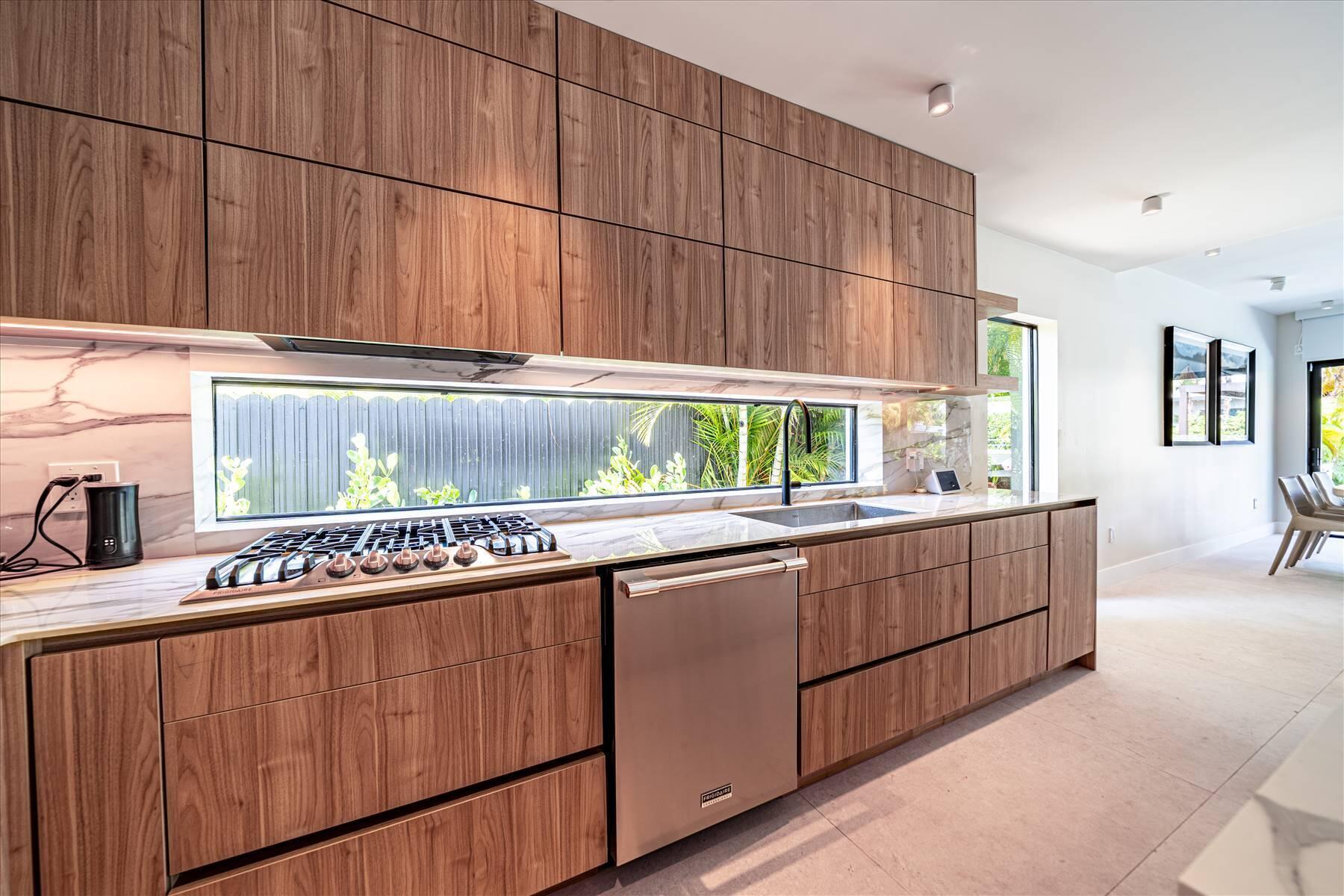 KERR & WILLIAMS SUB - Residential Lease