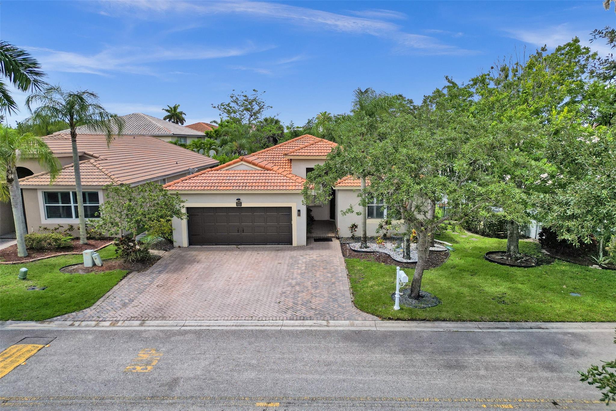 WYNDHAM LAKES NORTH - Residential