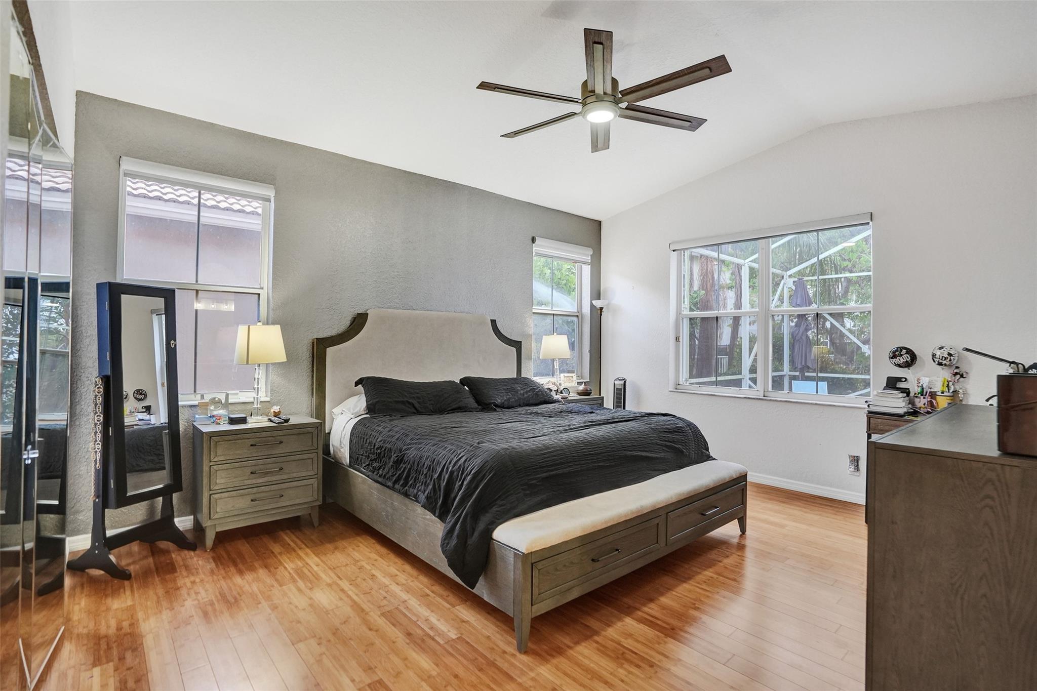 WYNDHAM LAKES NORTH - Residential