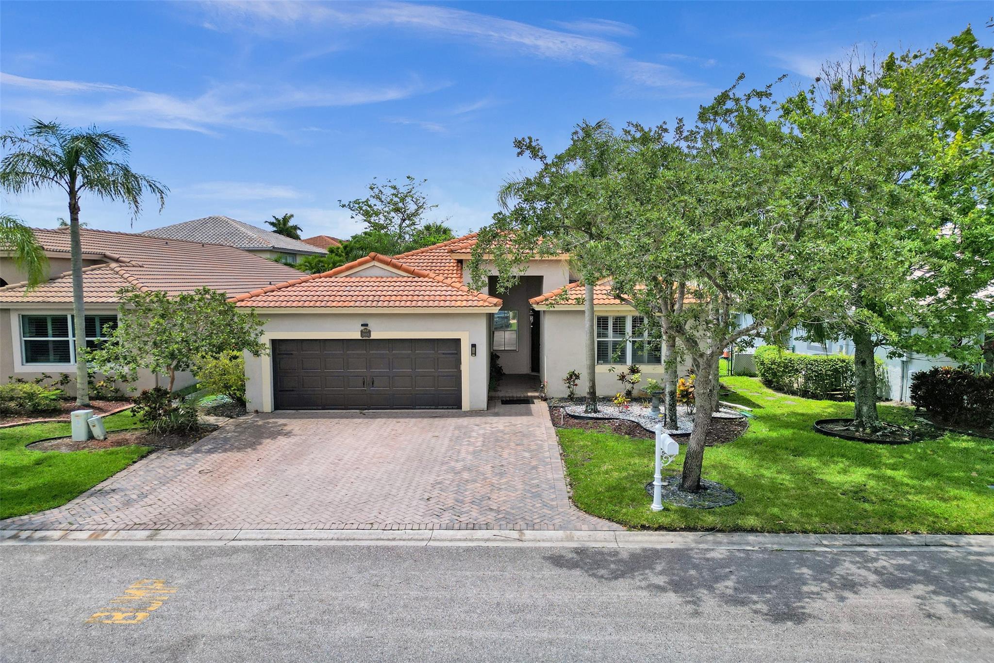 WYNDHAM LAKES NORTH - Residential
