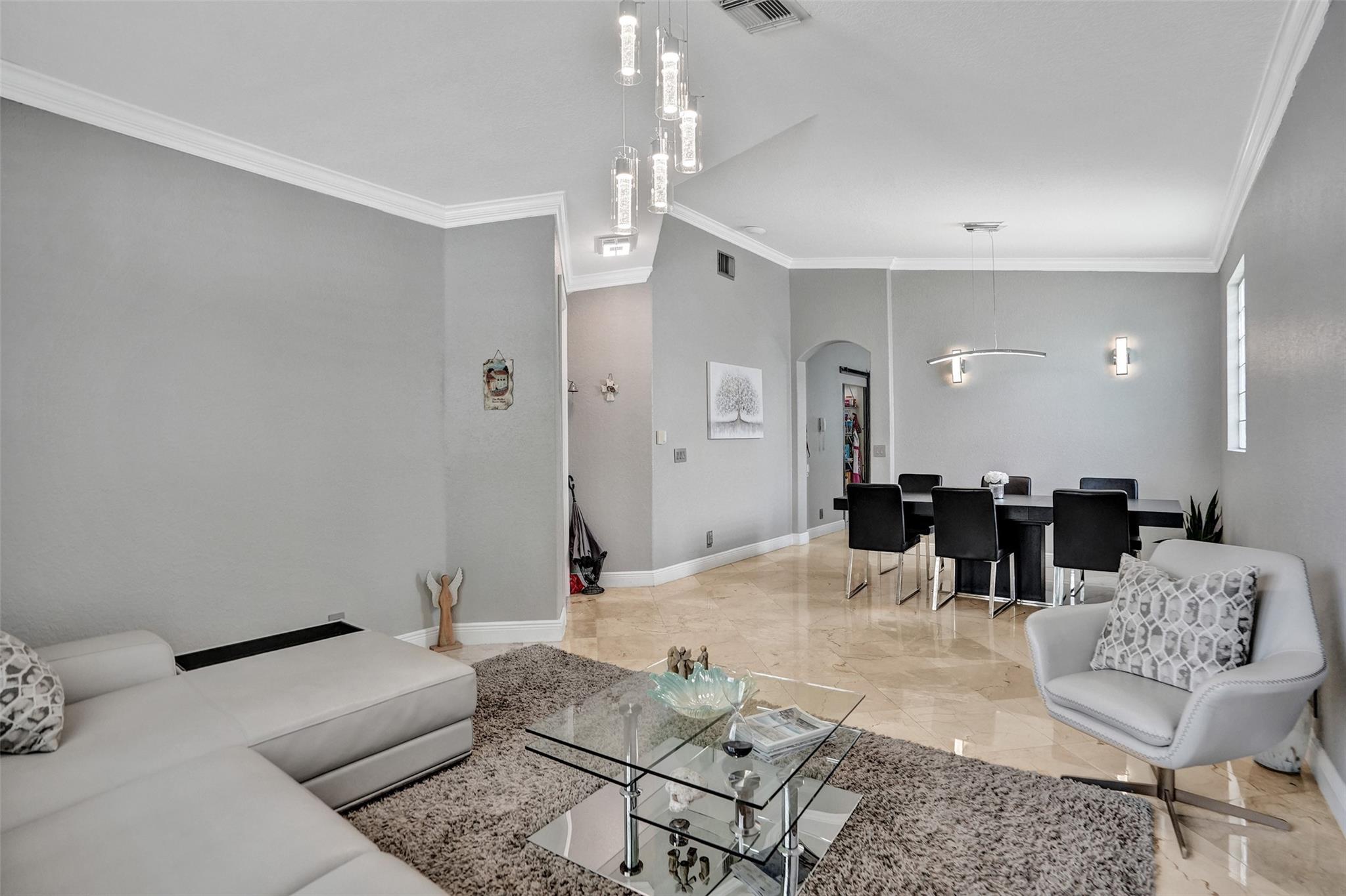 WYNDHAM LAKES NORTH - Residential