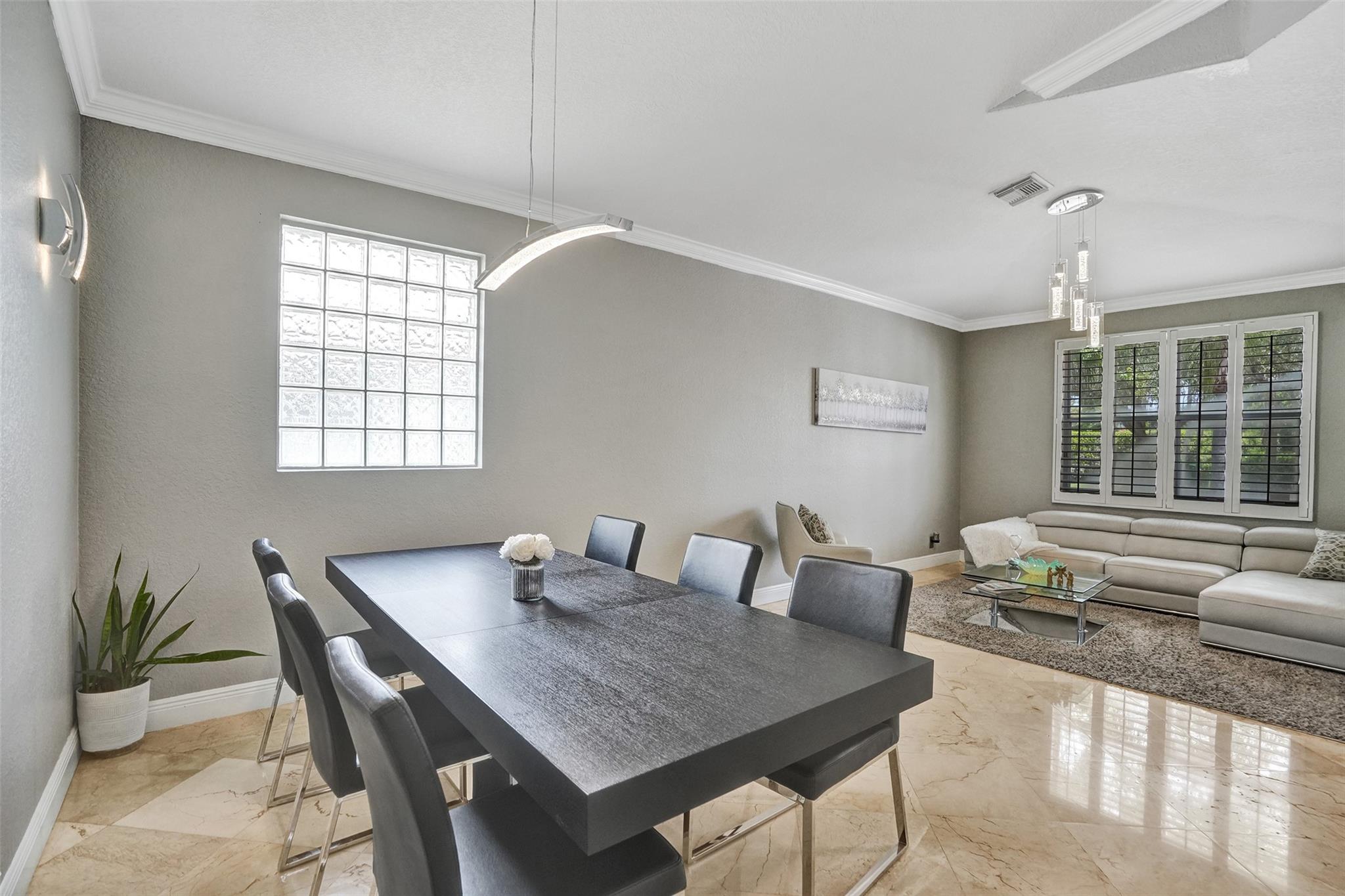 WYNDHAM LAKES NORTH - Residential