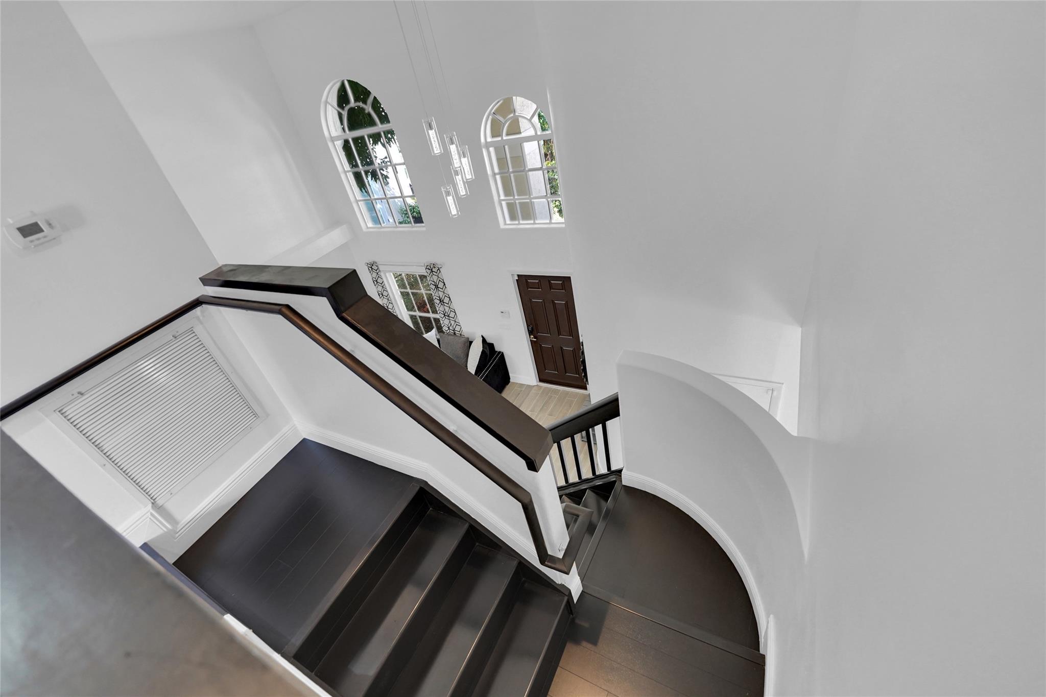 Woodside Estates 127-10 B - Residential