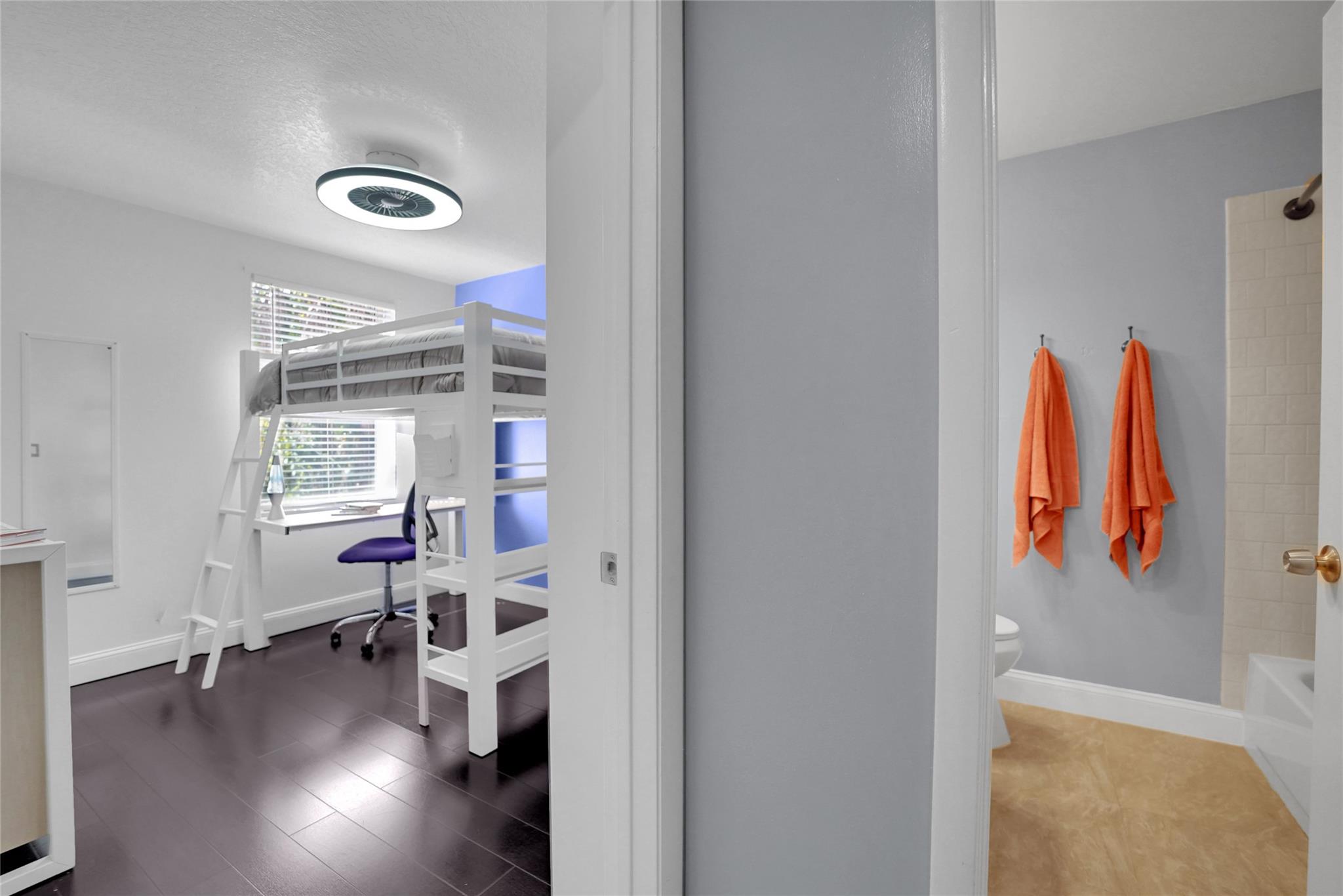 Woodside Estates 127-10 B - Residential